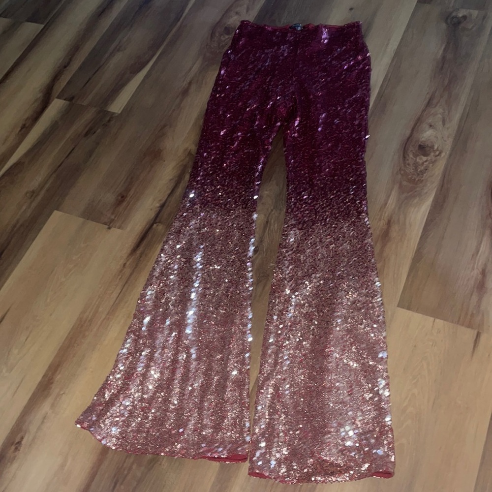 Fashion Nova Flare leggings